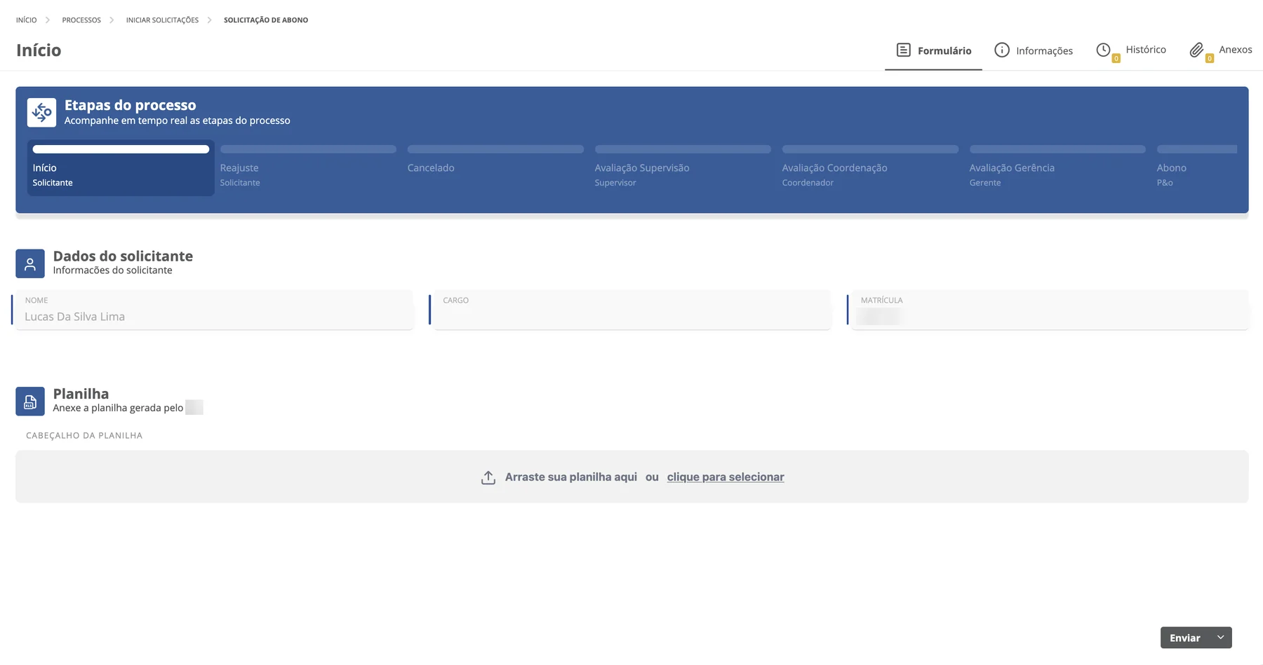 O solicitante arrasta a planilha exportada pelo sistema de arrecadação, e o processo preenche a tabela com todos os arrecadadores.